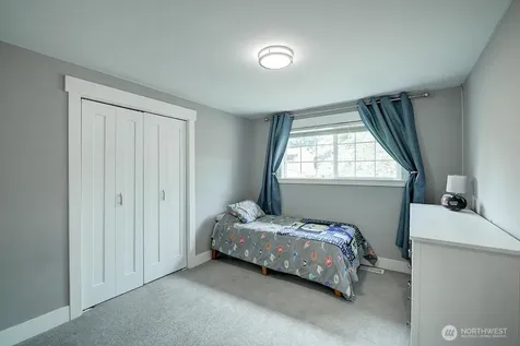 20607 81st Avenue W Edmonds WA 98026