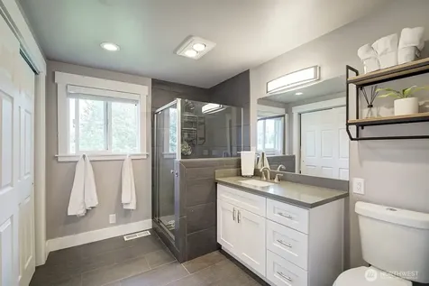 20607 81st Avenue W Edmonds WA 98026