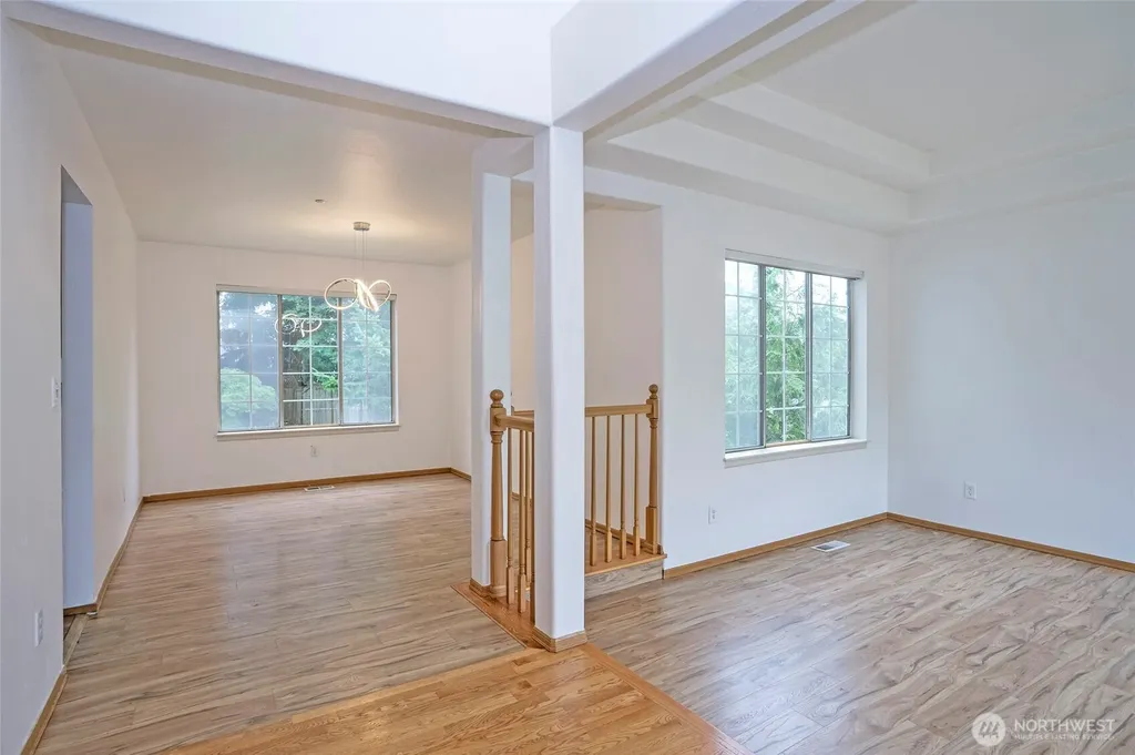 10103 SE 225th Place Kent WA 98031