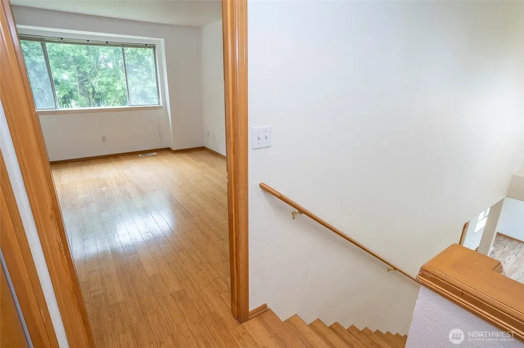 10103 SE 225th Place Kent WA 98031
