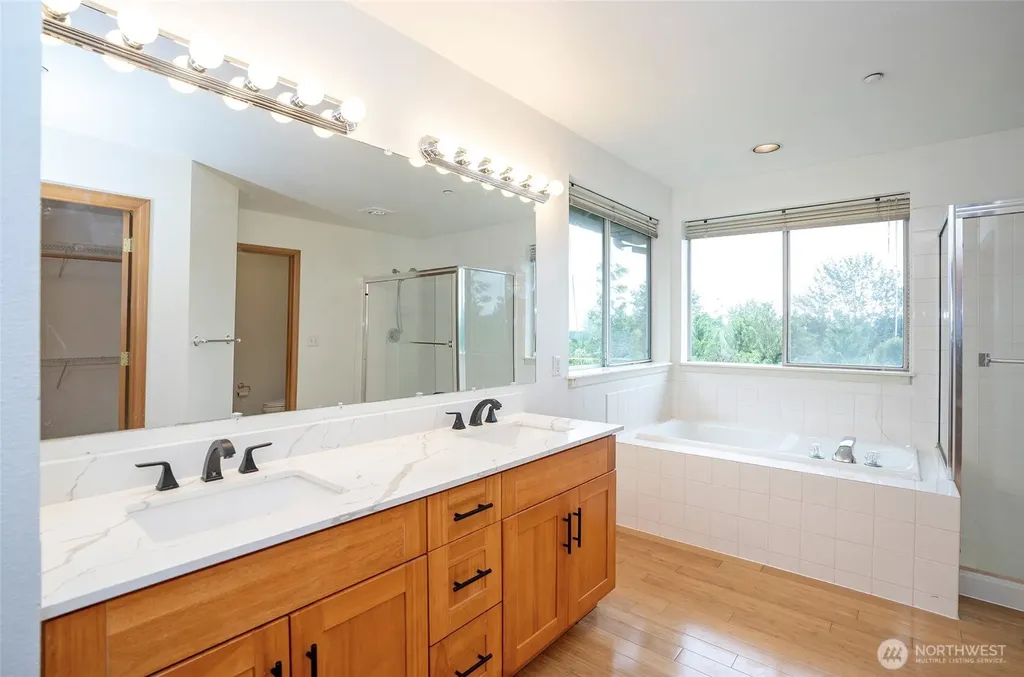 10103 SE 225th Place Kent WA 98031