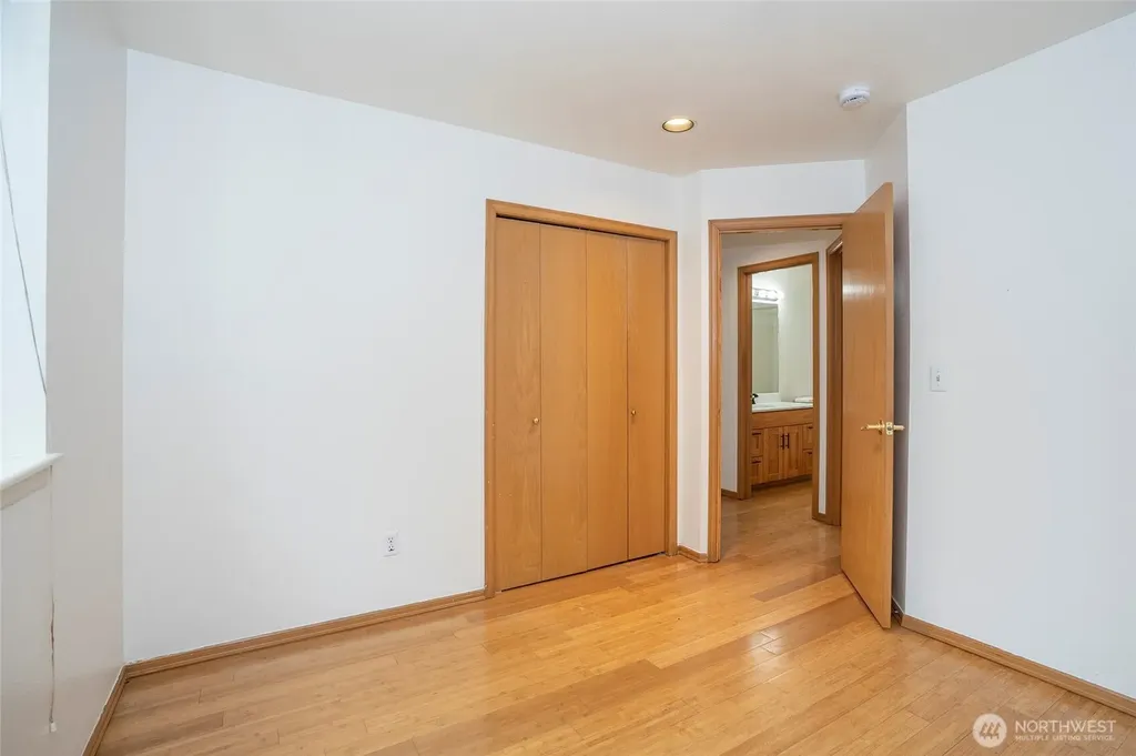10103 SE 225th Place Kent WA 98031