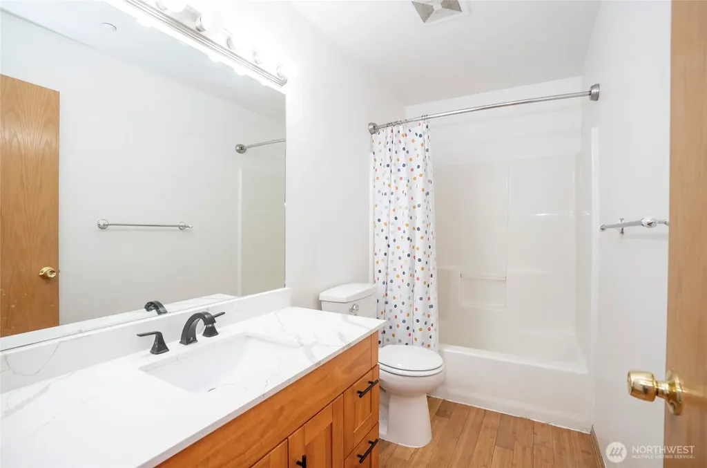 10103 SE 225th Place Kent WA 98031