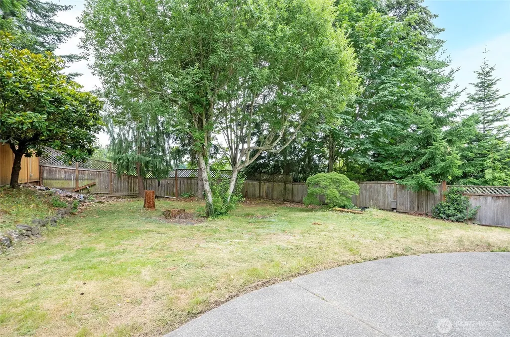 10103 SE 225th Place Kent WA 98031