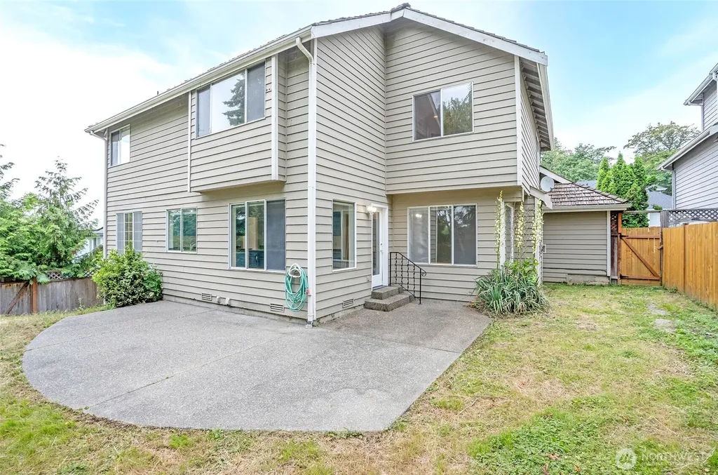 10103 SE 225th Place Kent WA 98031
