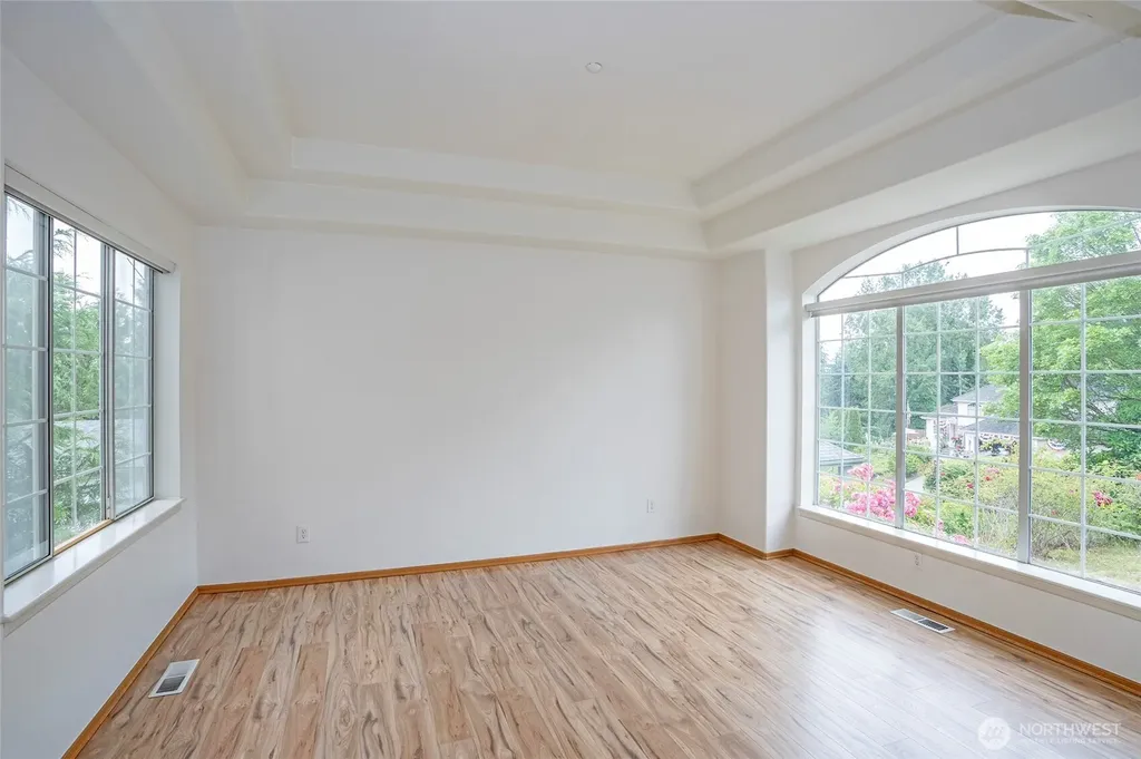 10103 SE 225th Place Kent WA 98031