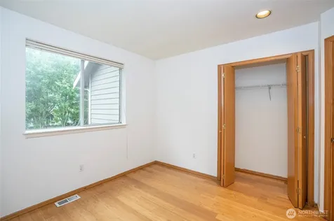 10103 SE 225th Place Kent WA 98031