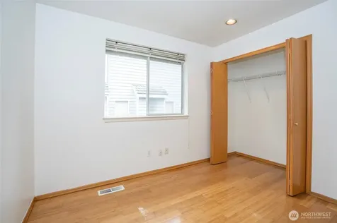 10103 SE 225th Place Kent WA 98031
