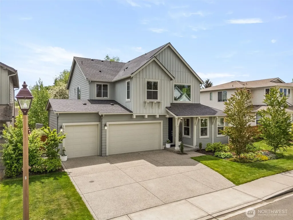 2336 NE Winlock Way Poulsbo WA 98370
