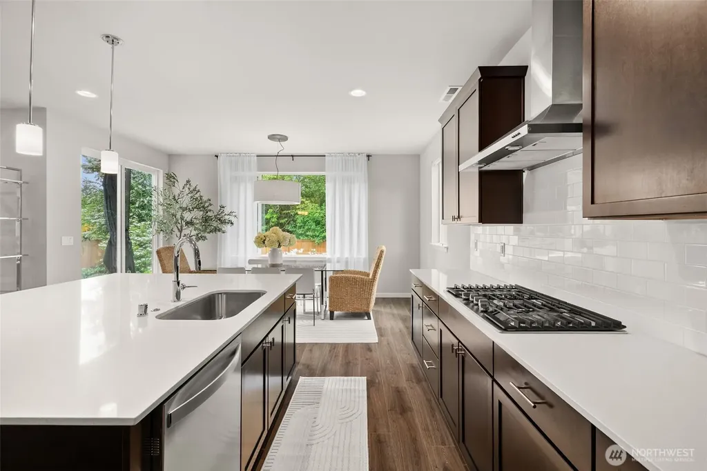 2336 NE Winlock Way Poulsbo WA 98370