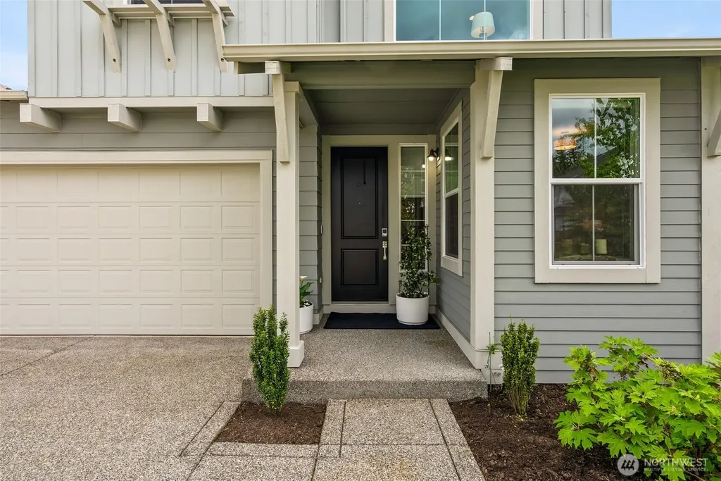 2336 NE Winlock Way Poulsbo WA 98370