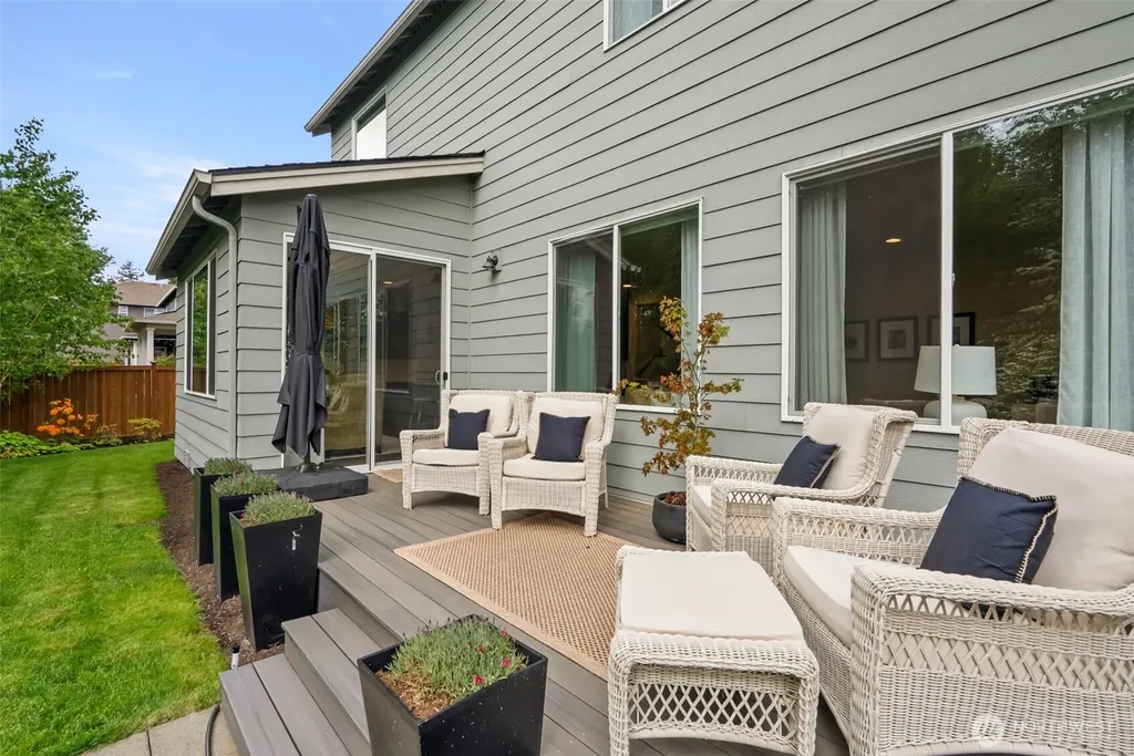 2336 NE Winlock Way Poulsbo WA 98370
