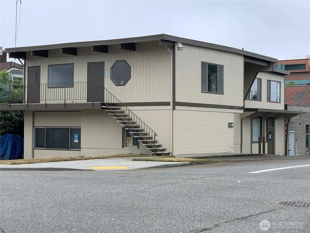 2418 California Street Everett WA 98201