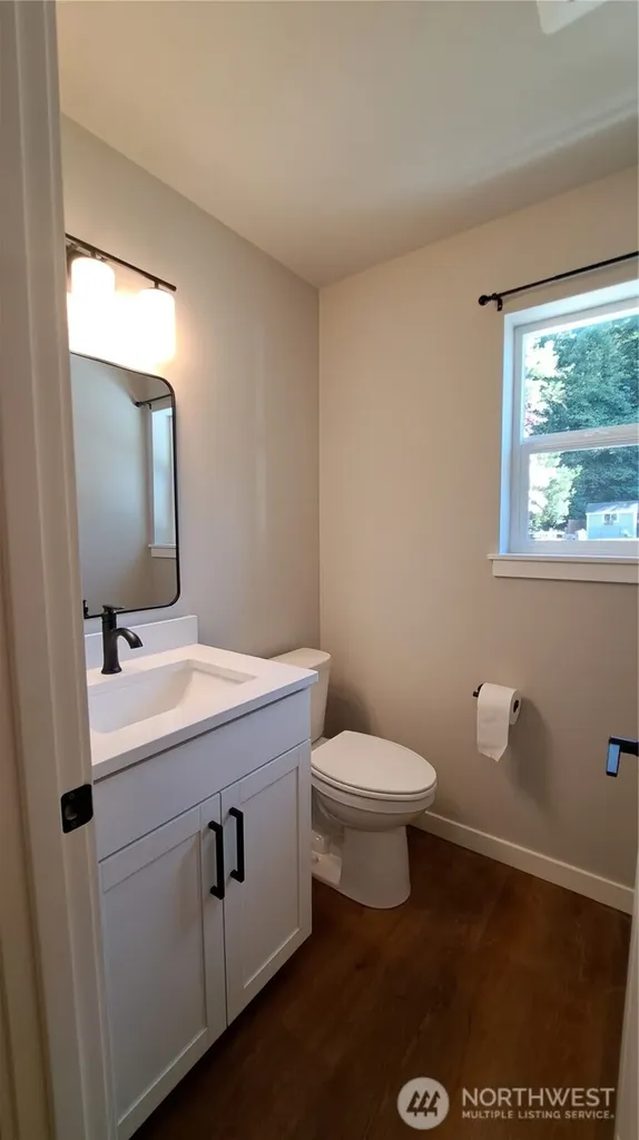 3113 E Camellia Way Port Orchard WA 98366