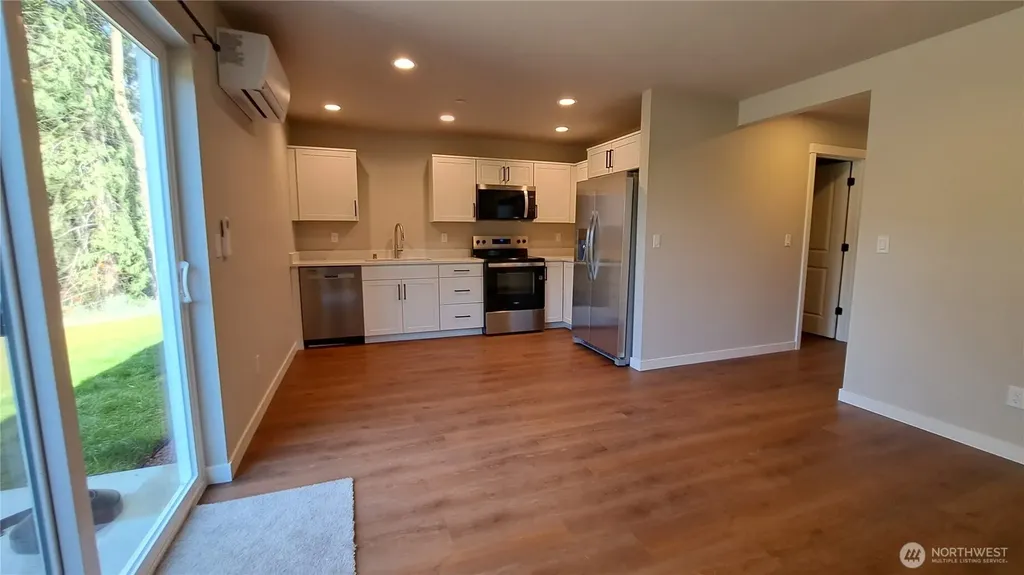 3113 E Camellia Way Port Orchard WA 98366
