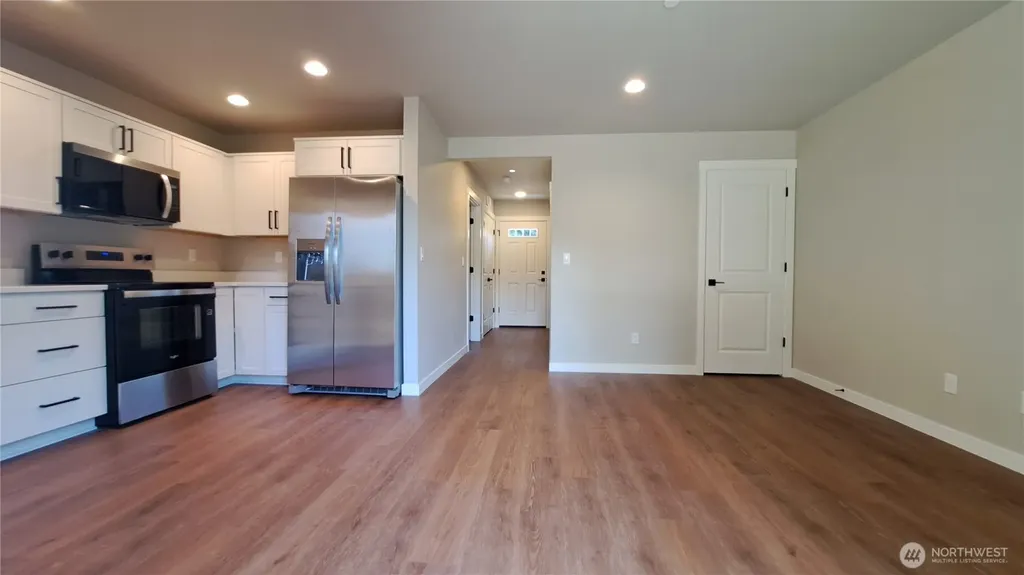3113 E Camellia Way Port Orchard WA 98366