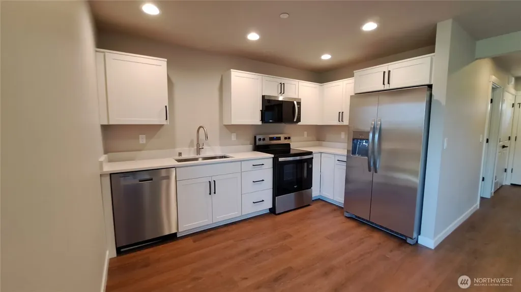 3113 E Camellia Way Port Orchard WA 98366