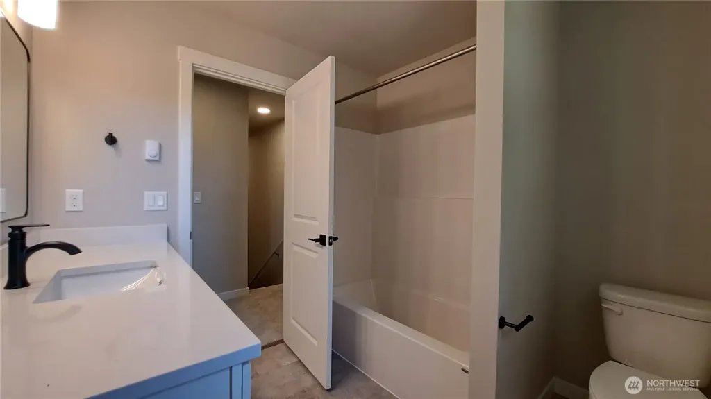 3113 E Camellia Way Port Orchard WA 98366