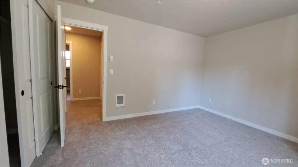 3113 E Camellia Way Port Orchard WA 98366