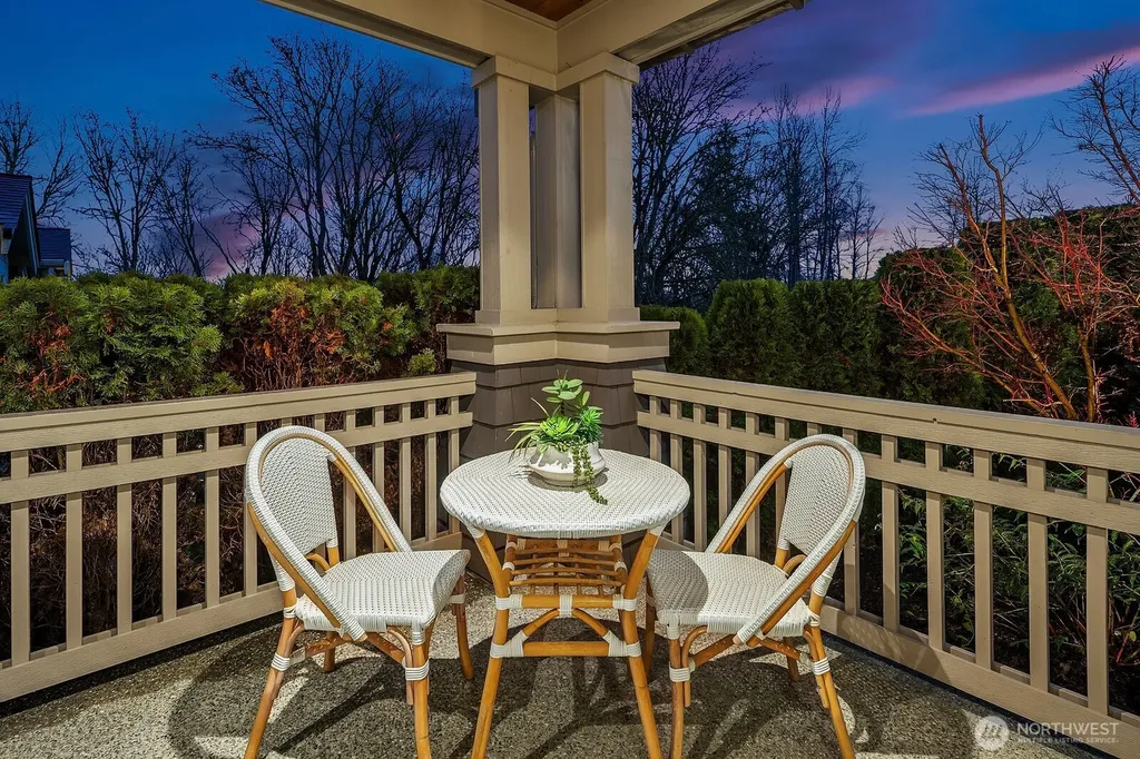 9026 NE 127th Place Kirkland WA 98034