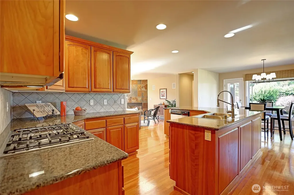 1030 Kingswood Drive Camano Island WA 98282