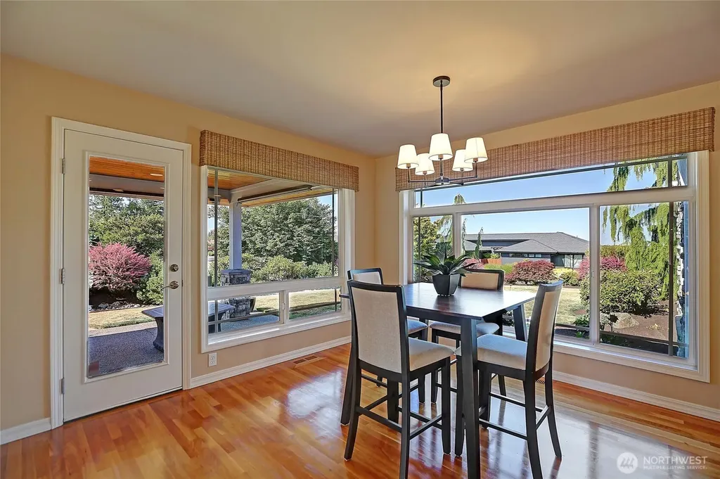 1030 Kingswood Drive Camano Island WA 98282