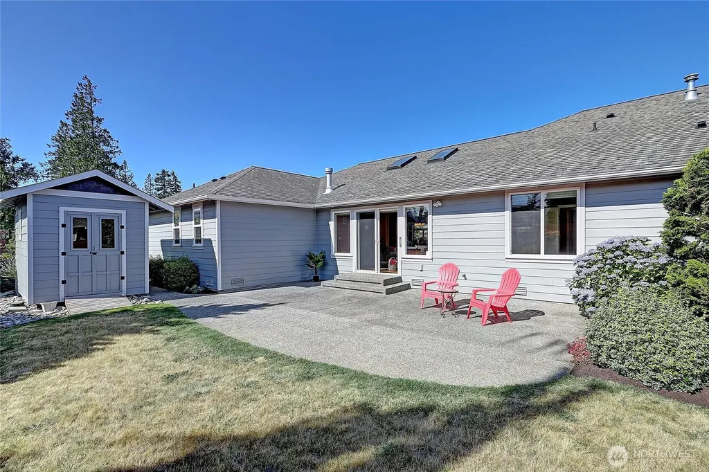 1030 Kingswood Drive Camano Island WA 98282