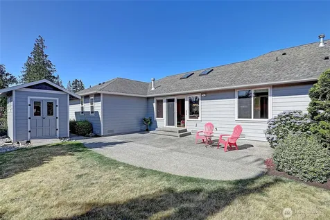 1030 Kingswood Drive Camano Island WA 98282