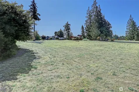 1030 Kingswood Drive Camano Island WA 98282