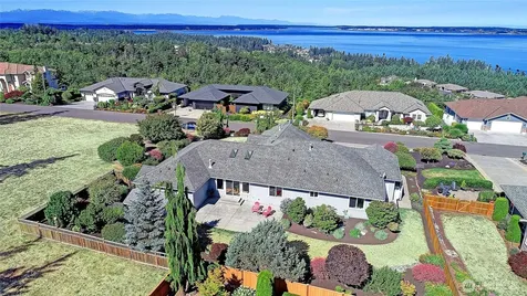 1030 Kingswood Drive Camano Island WA 98282