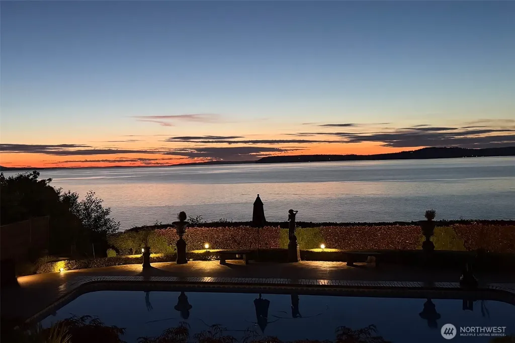 8723 Talbot Road Edmonds WA 98026