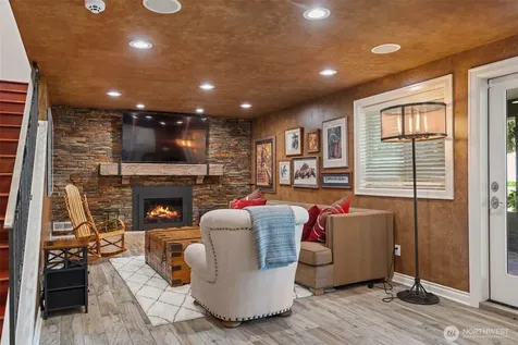 8723 Talbot Road Edmonds WA 98026