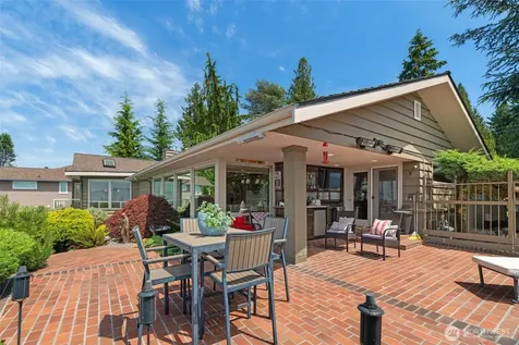 8723 Talbot Road Edmonds WA 98026