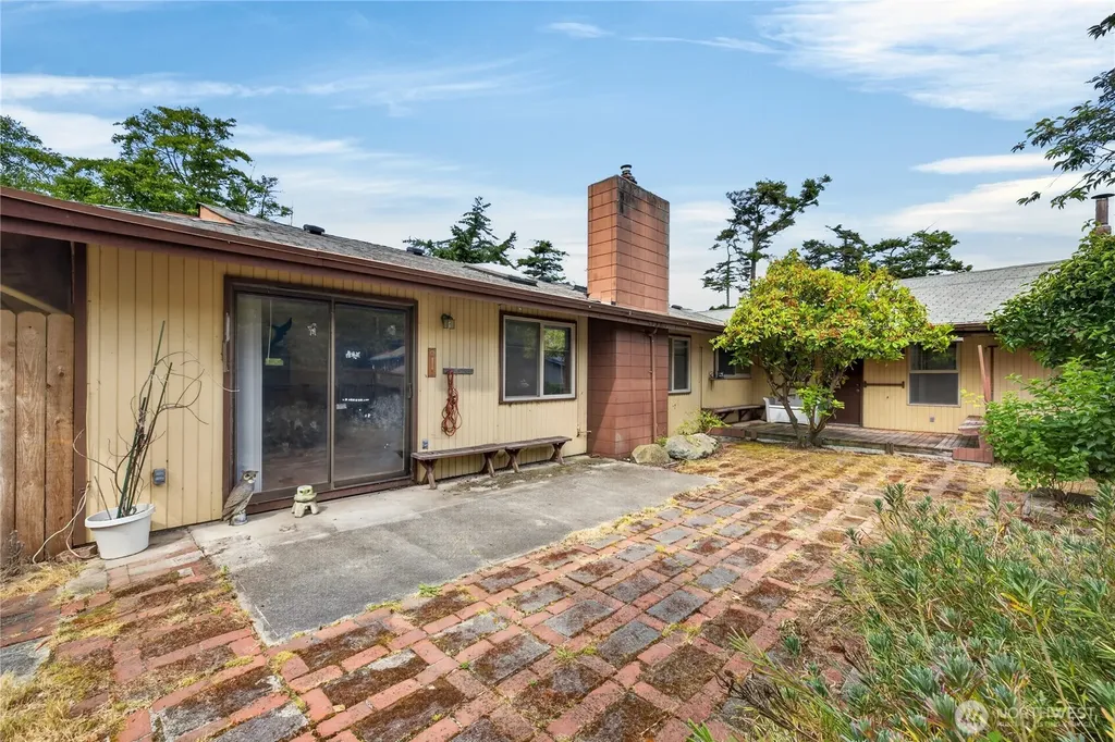 2452 Williams Road Oak Harbor WA 98277