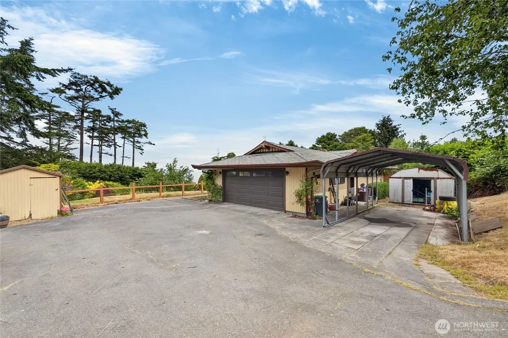2452 Williams Road Oak Harbor WA 98277
