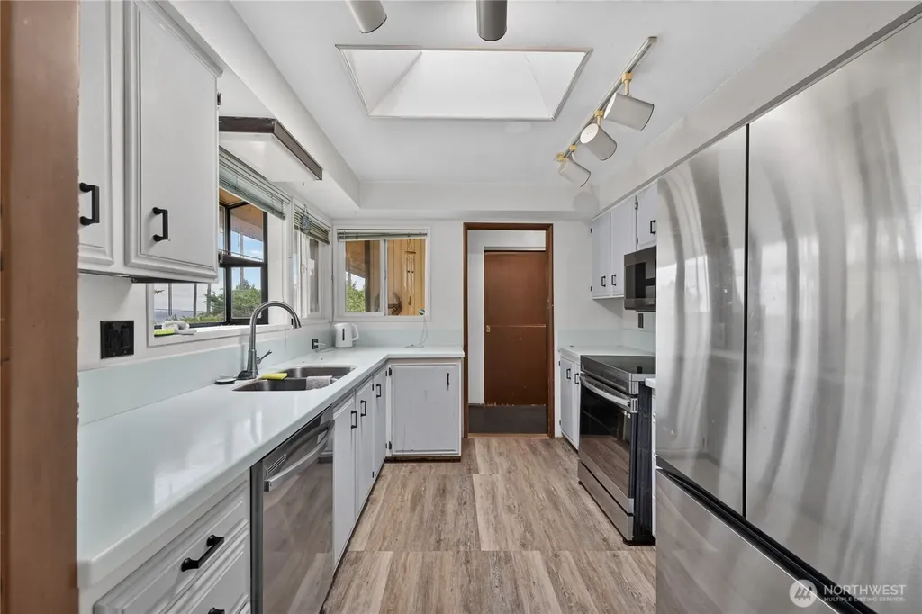 2452 Williams Road Oak Harbor WA 98277