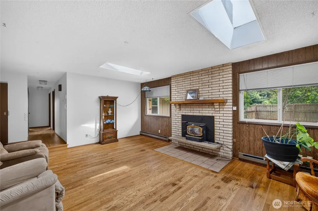 2452 Williams Road Oak Harbor WA 98277
