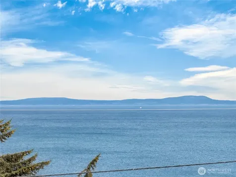 2452 Williams Road Oak Harbor WA 98277