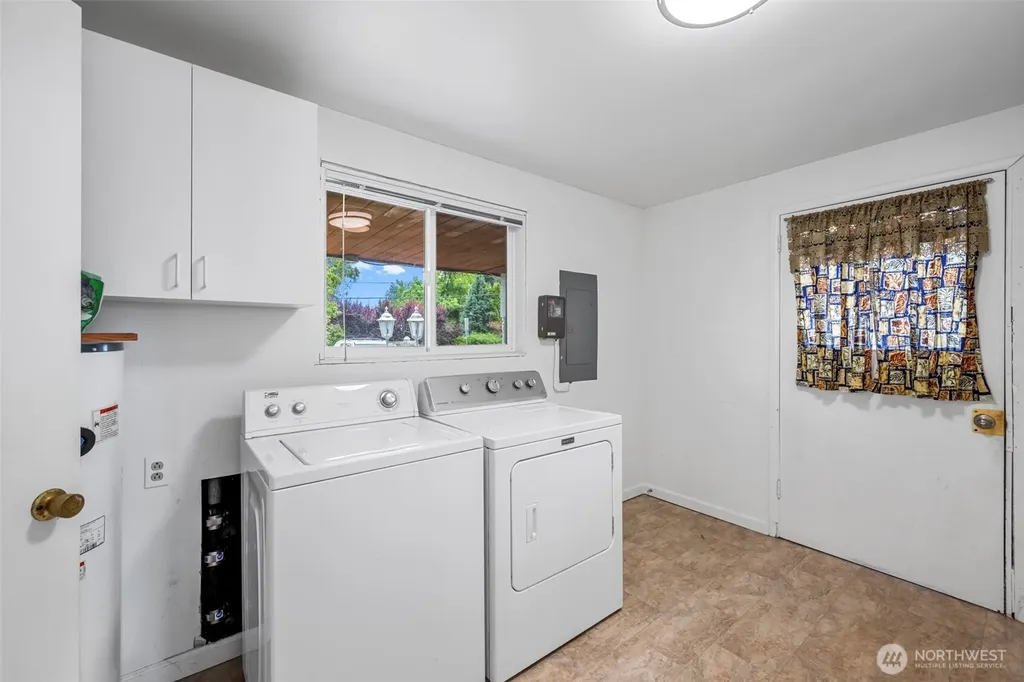 301 SW 108th Street Everett WA 98204
