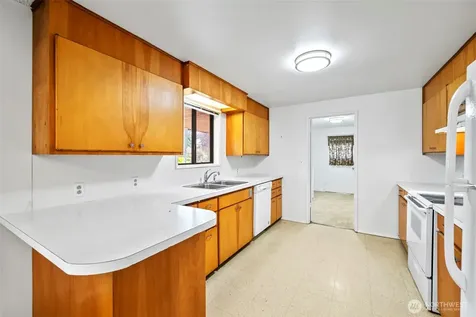 301 SW 108th Street Everett WA 98204