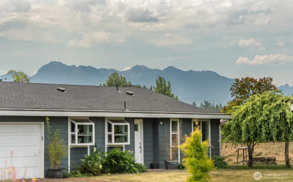 1201 Thornton Drive Sequim WA 98382