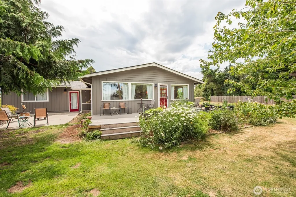 1201 Thornton Drive Sequim WA 98382