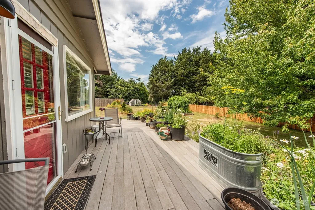1201 Thornton Drive Sequim WA 98382