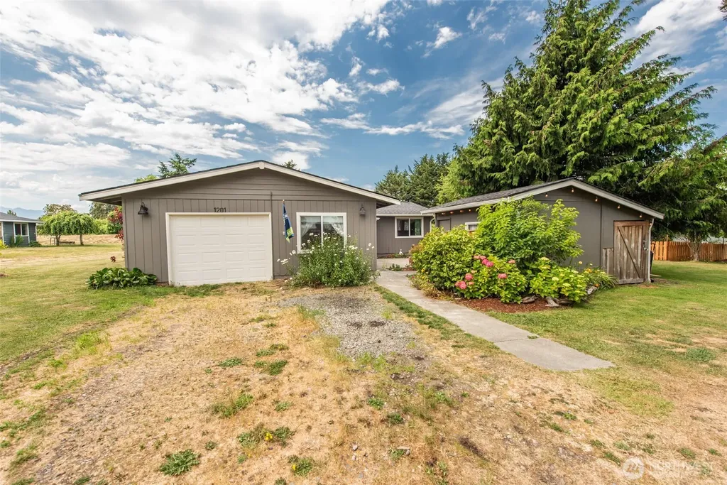 1201 Thornton Drive Sequim WA 98382