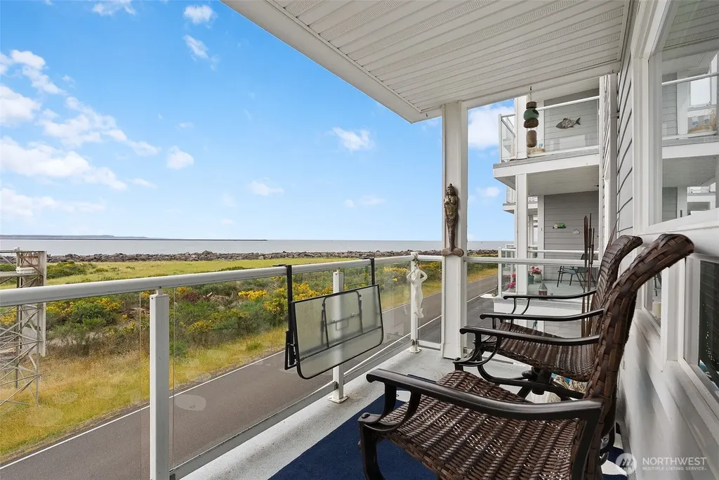 401 Westport View SW Ocean Shores WA 98569
