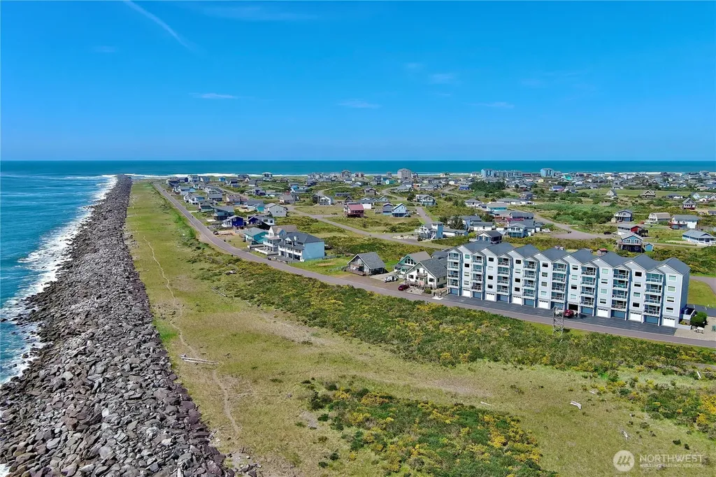 401 Westport View SW Ocean Shores WA 98569