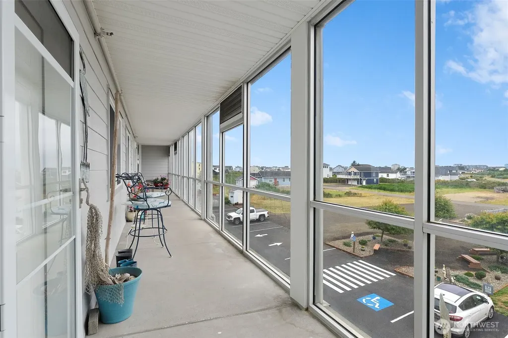 401 Westport View SW Ocean Shores WA 98569