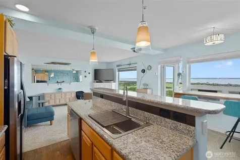 401 Westport View SW Ocean Shores WA 98569