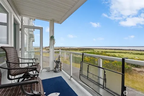 401 Westport View SW Ocean Shores WA 98569