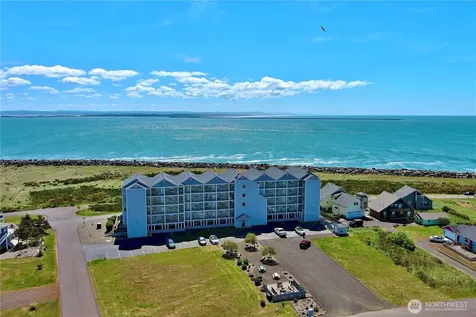 401 Westport View SW Ocean Shores WA 98569